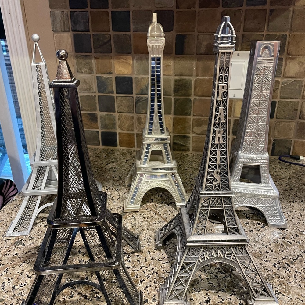 5 Large Eiffel Towers Different Patterns!